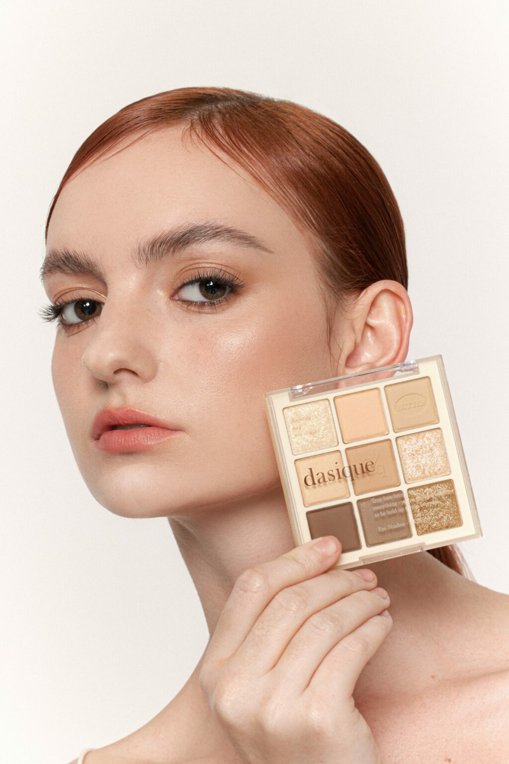 Палетка теней для век Dasique Shadow Palette Nº17 Butter Cream — изображение 2