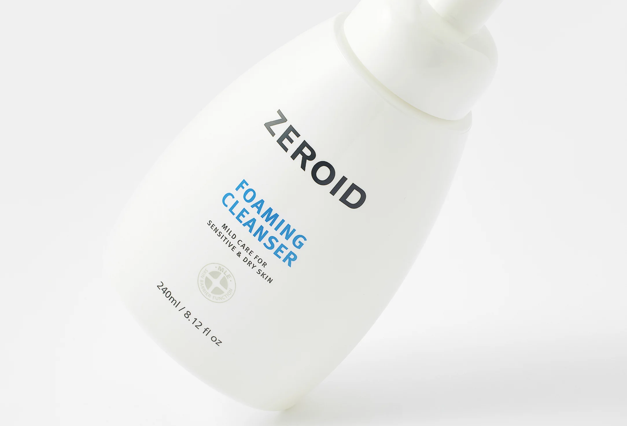 Увлажняющая пенка для умывания Zeroid Foaming Cleanser 240 ml — изображение 4