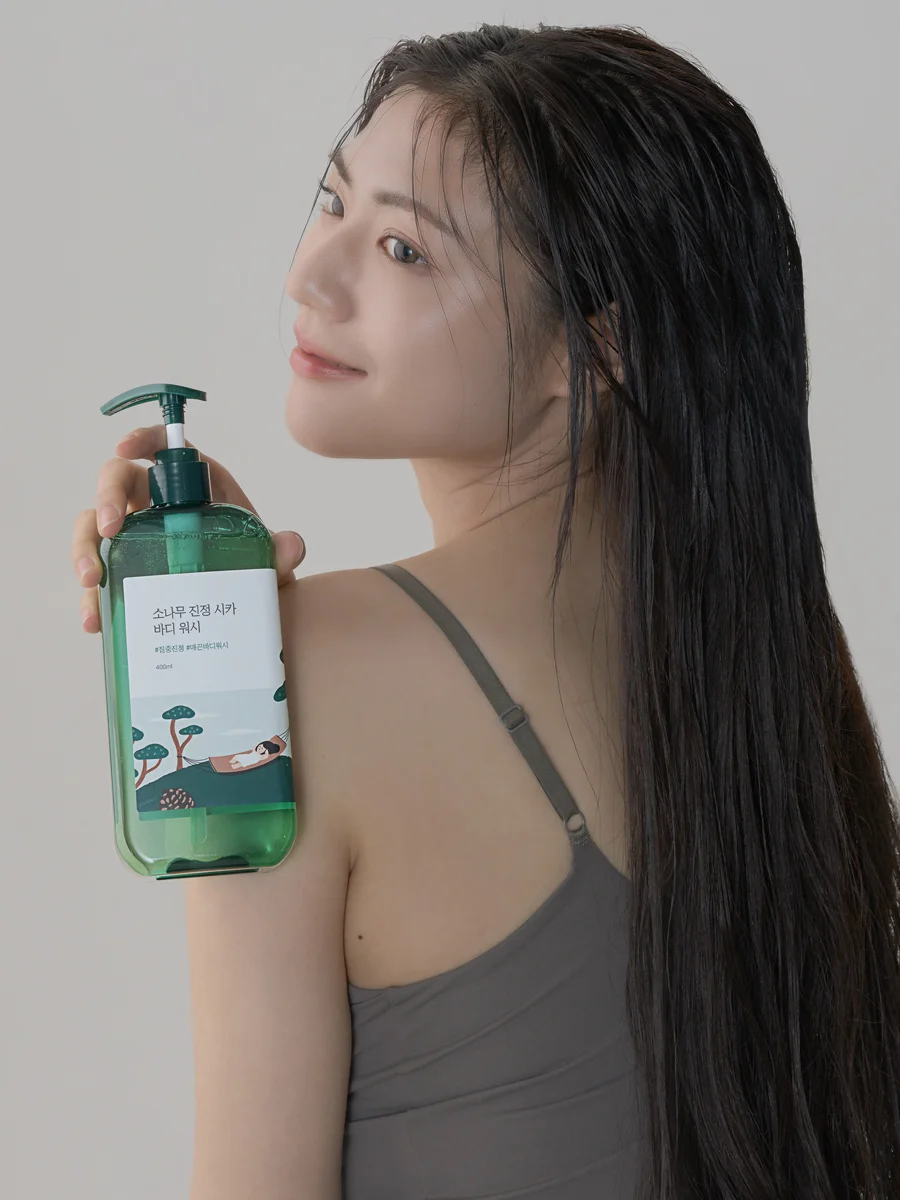 Успокаивающий гель для душа Round Lab Pine Calming Cica Body Wash 400 ml — изображение 3